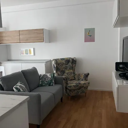 Garden View Salandra - Policlinico Apartment